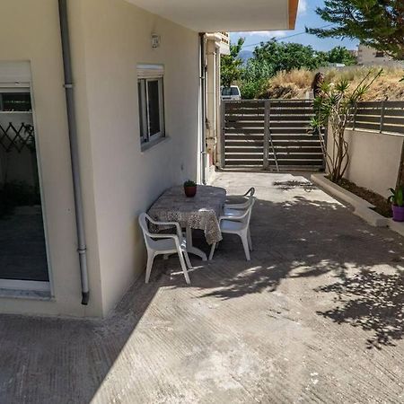 דירות קיסאמוס Artemissia New Well Sided Modish House מראה חיצוני תמונה